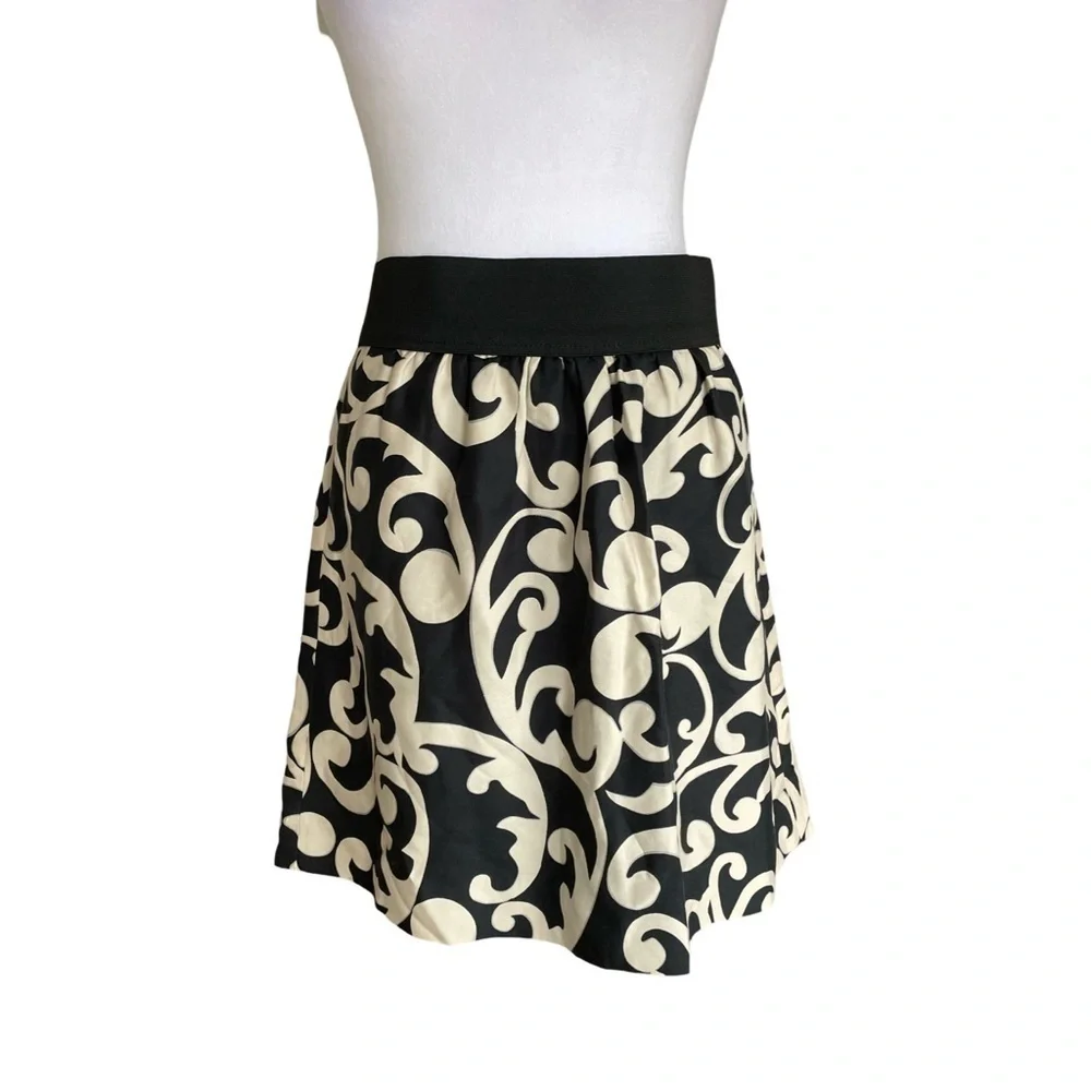 Ann Taylor LOFT Black and White Silk Cotton Blend Skirt Size 8